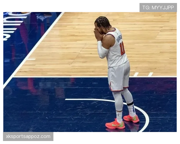 布伦森挡拆主动出球效率提升明显 拉开球队进攻空间