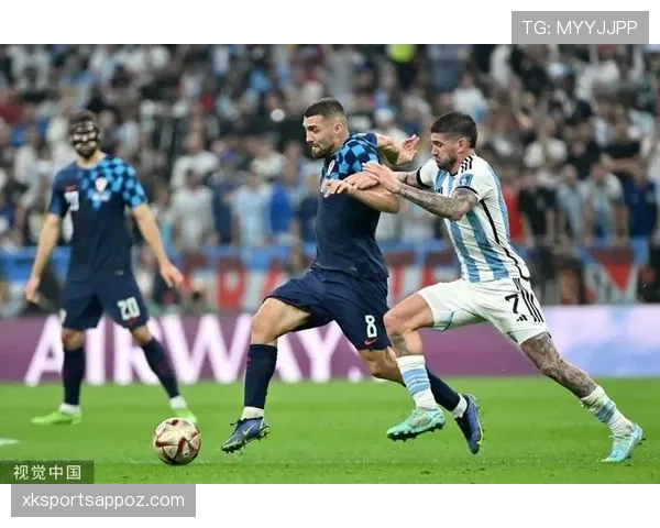 科瓦契奇进攻进化：控球型中场的远射与前插解析