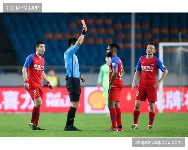 严重犯规判定标准与裁判给直接红牌的关键条件