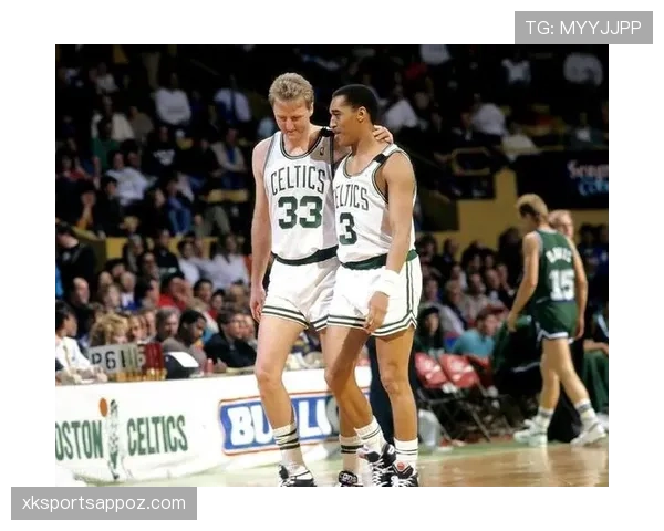 拉里·伯德关键挡拆助推队伍多样进攻形成明显差异